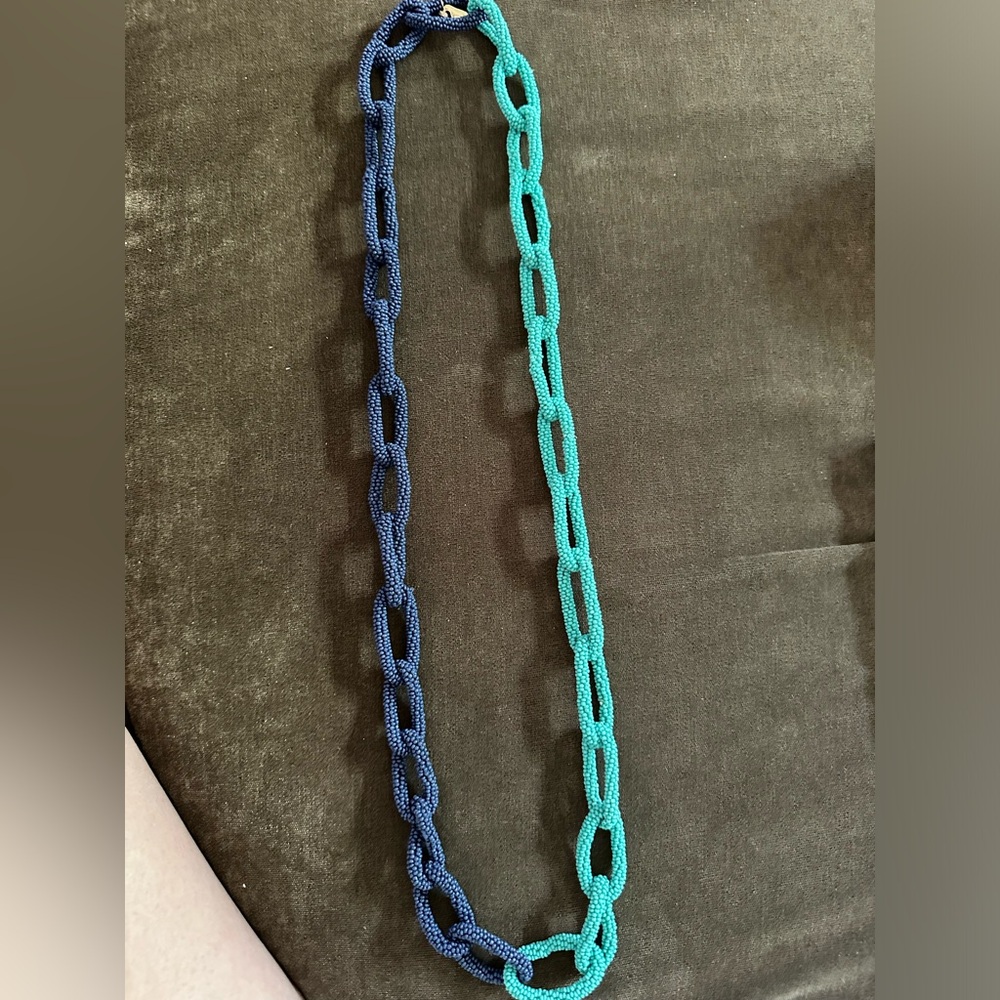 Vineyard Vines necklace
